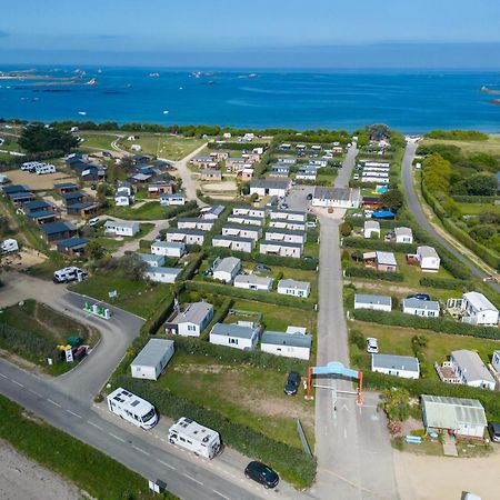 Mobil Home Xxl 4 Chambres - Camping La Pointe De Roscoff Exterior foto