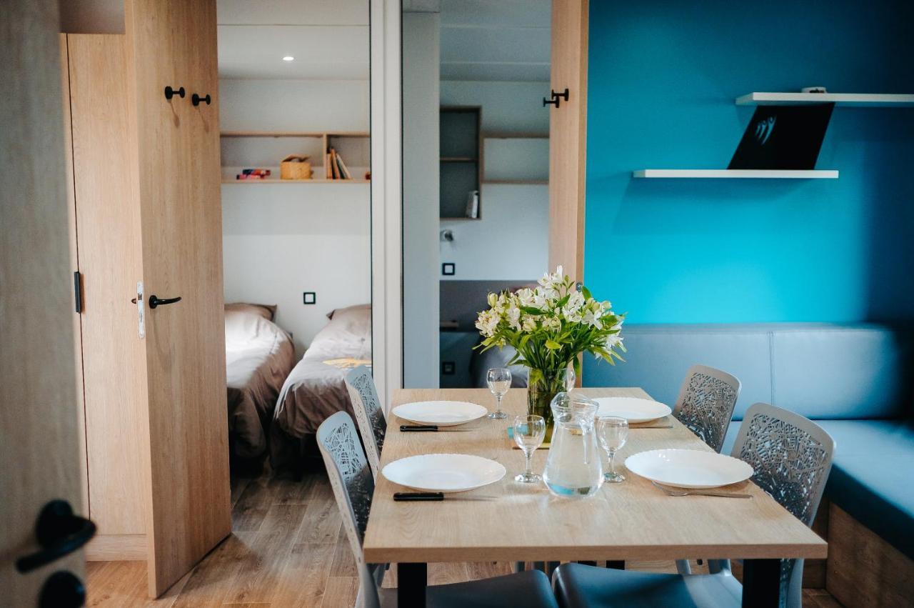 Mobil Home Xxl 4 Chambres - Camping La Pointe De Roscoff Exterior foto
